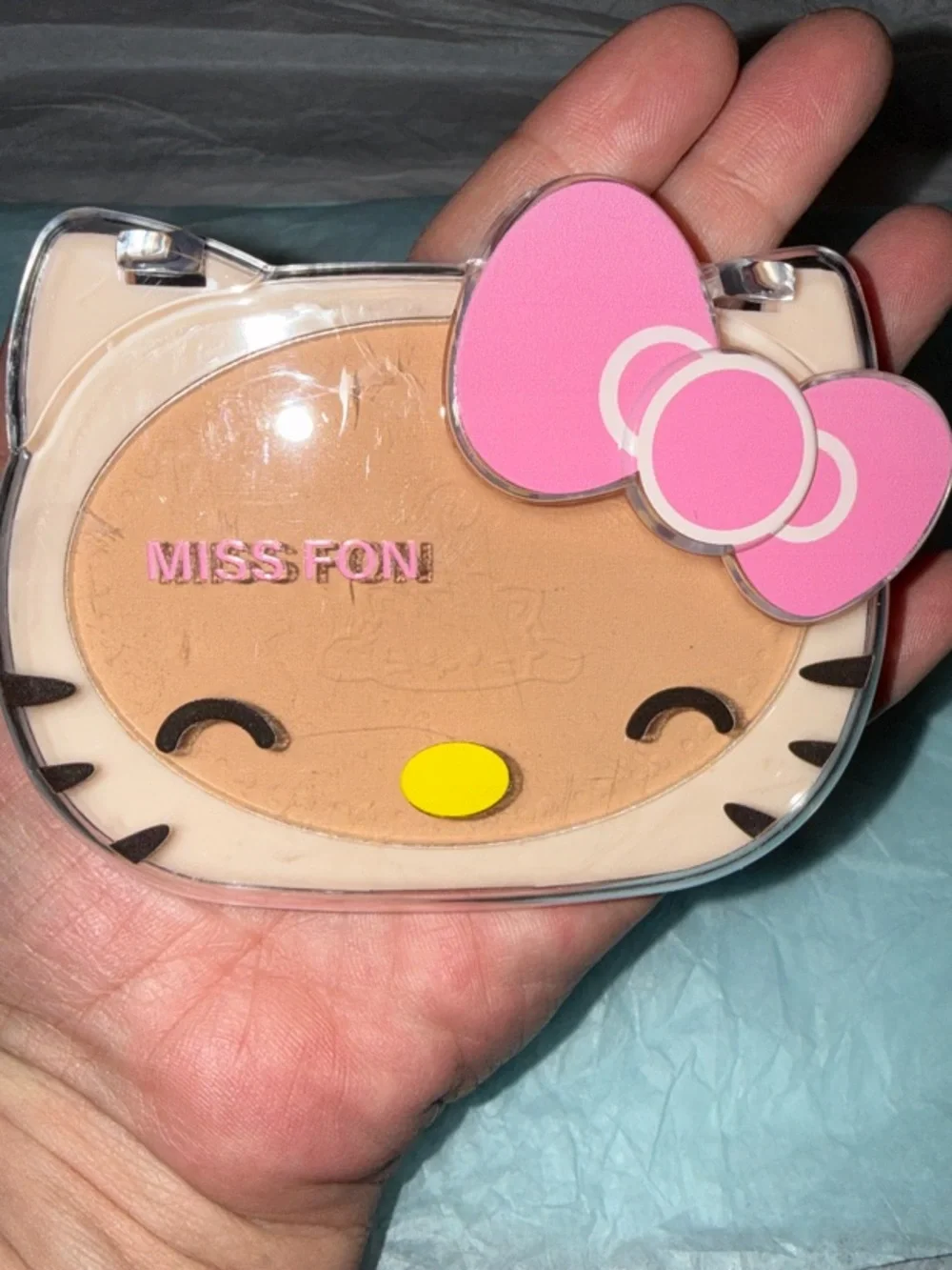 Miss Fon Hello Kitty Compact Powder